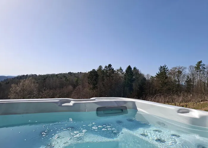 Refugium Am Wald 度假居 *